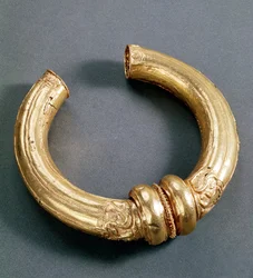 Torque, aus Mailly-le-Camp, Champagne (Gold)